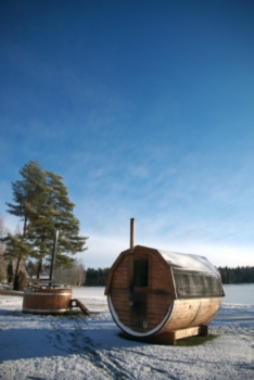 Outdoor Barrel Saunas - Cedar 6 Person Model