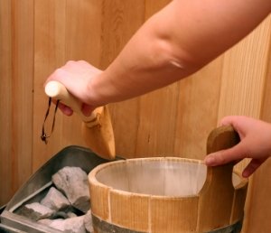 Finnish Hot Rock Saunas - Bucket and Dipper